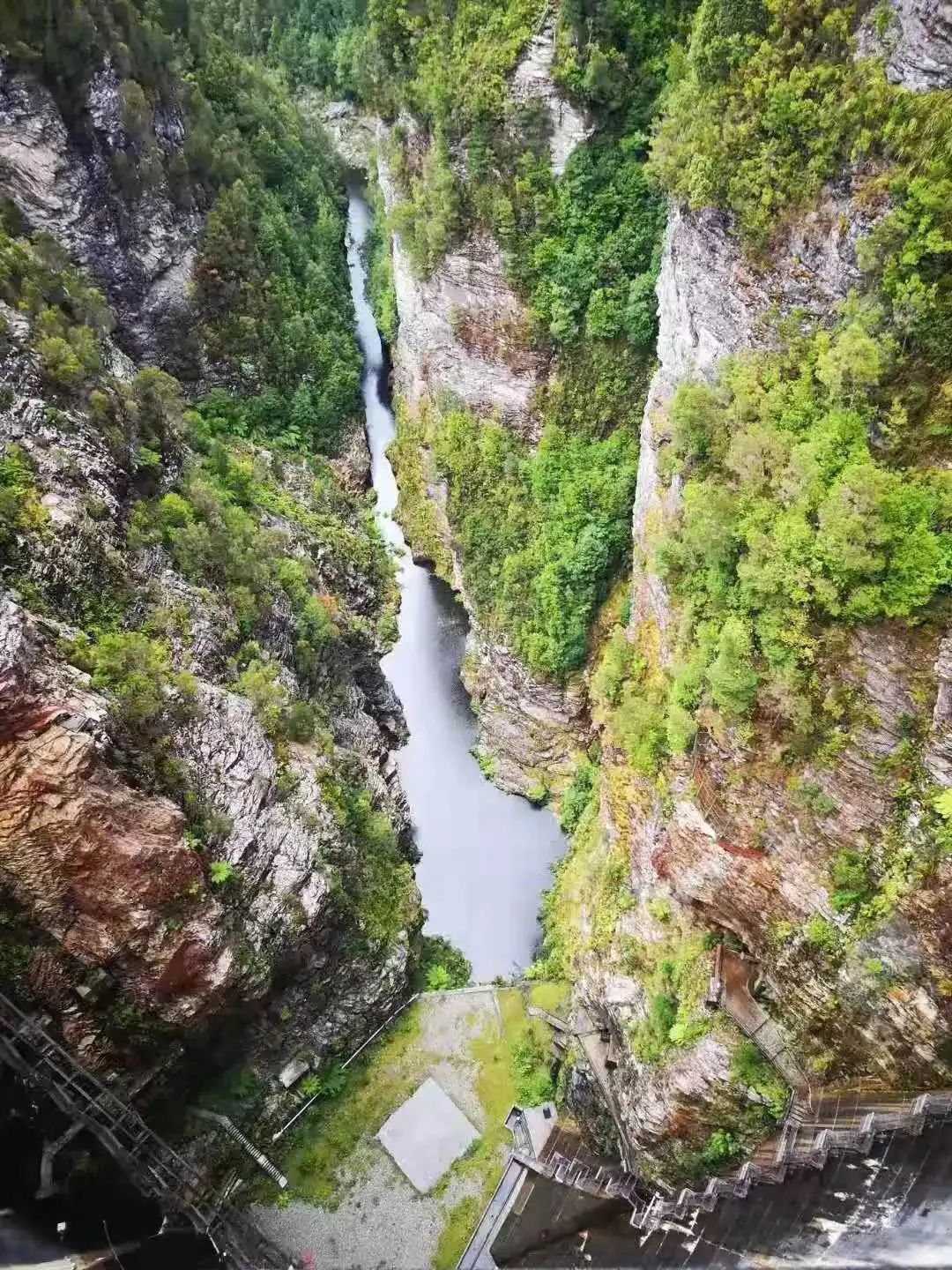 在世界尽头呼唤爱 — 心形礁21天骑行记