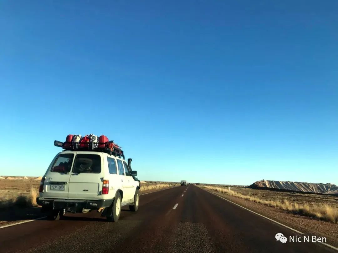 纵贯澳洲大陆中心，3065KM,87号公路，Adelaide to Darwin