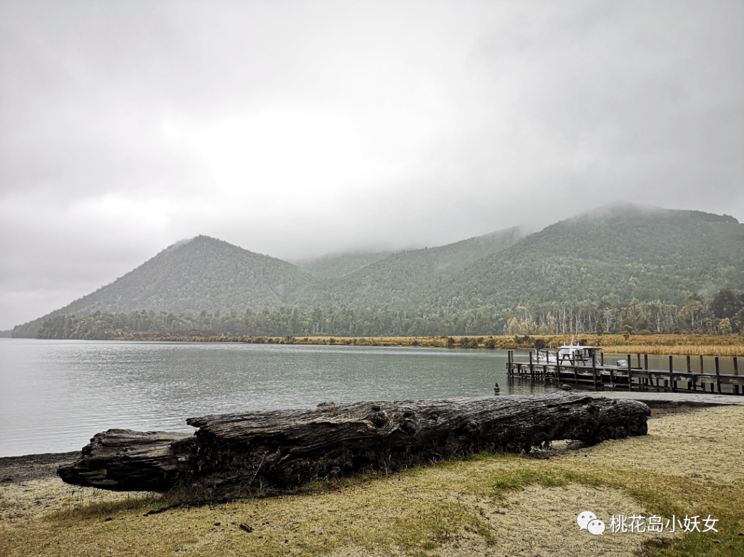 尼尔森的湖，一蓑烟雨