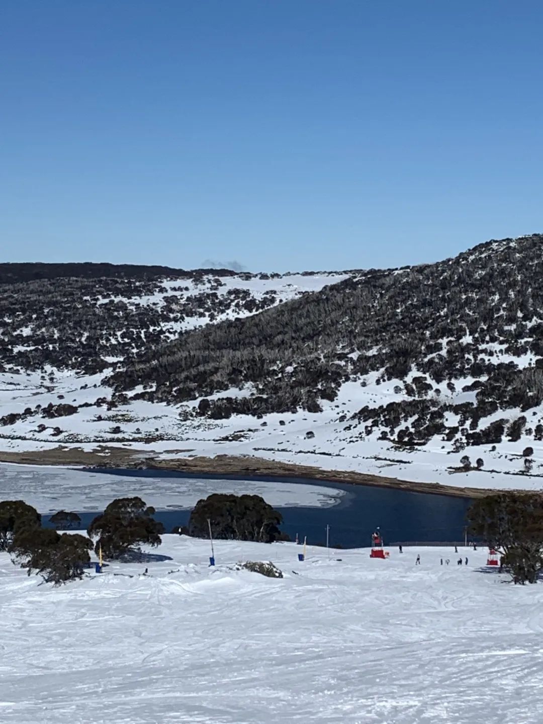 「FALLS CREEK」雪山泡泡（下）